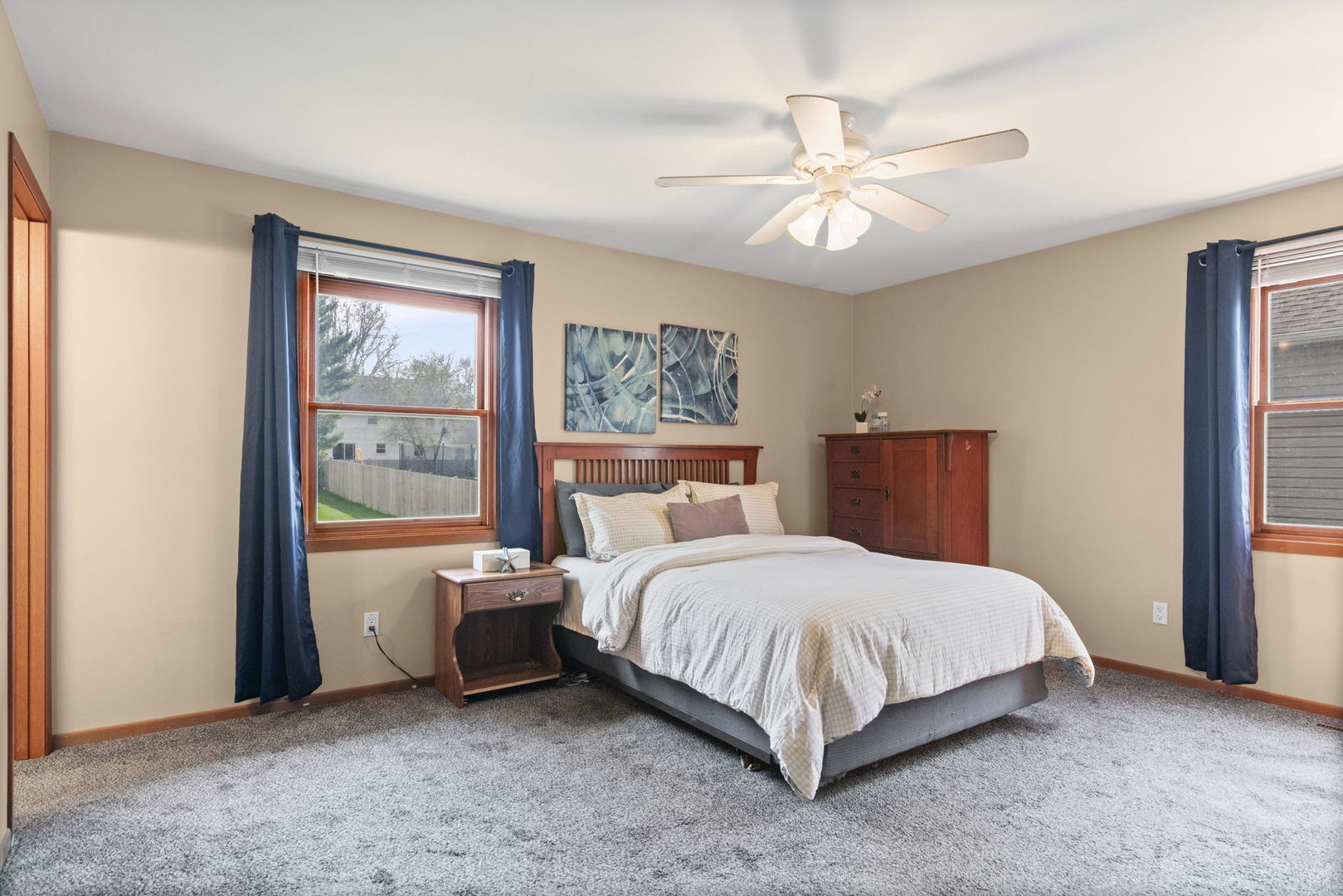 3505 W Beach Drive, McHenry, IL 60050