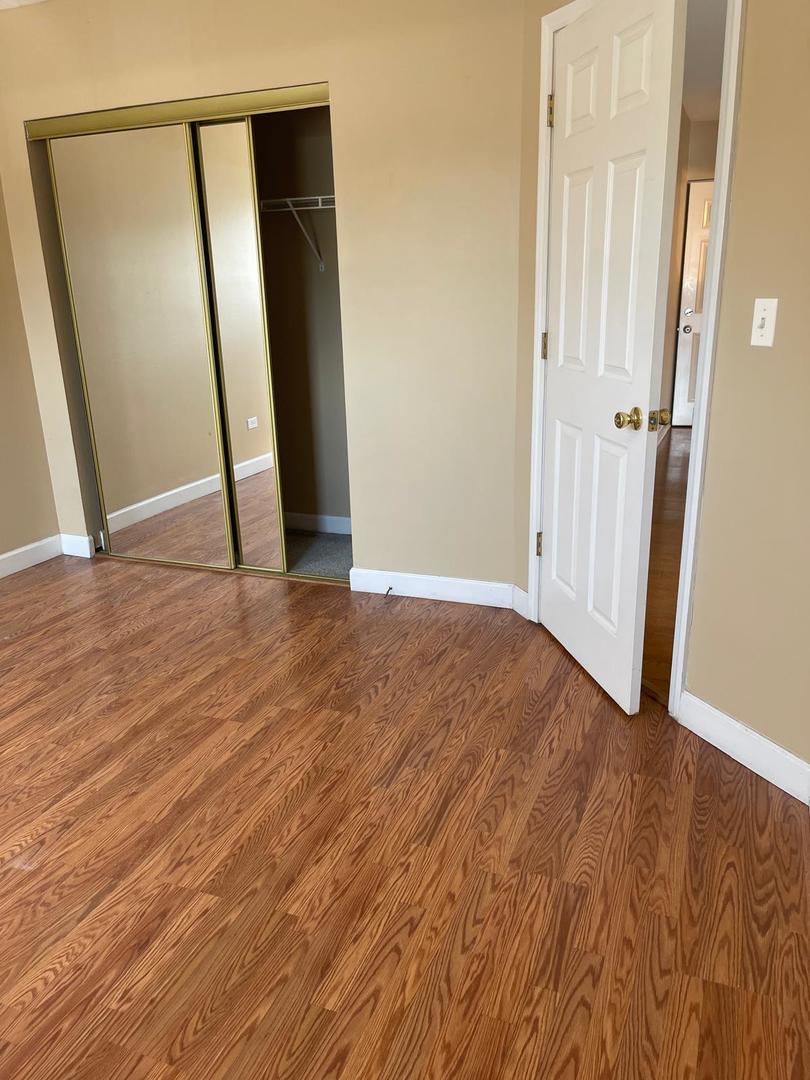 1000 S Lorraine Road #214, Wheaton, IL 60189