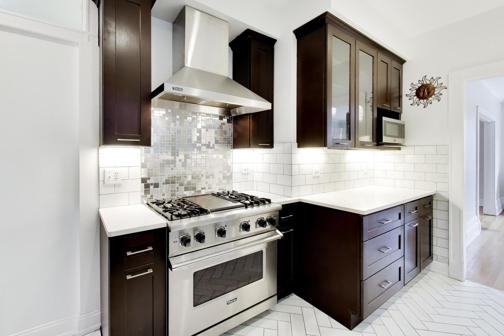 825 E Drexel Square #2, Chicago, IL 60615