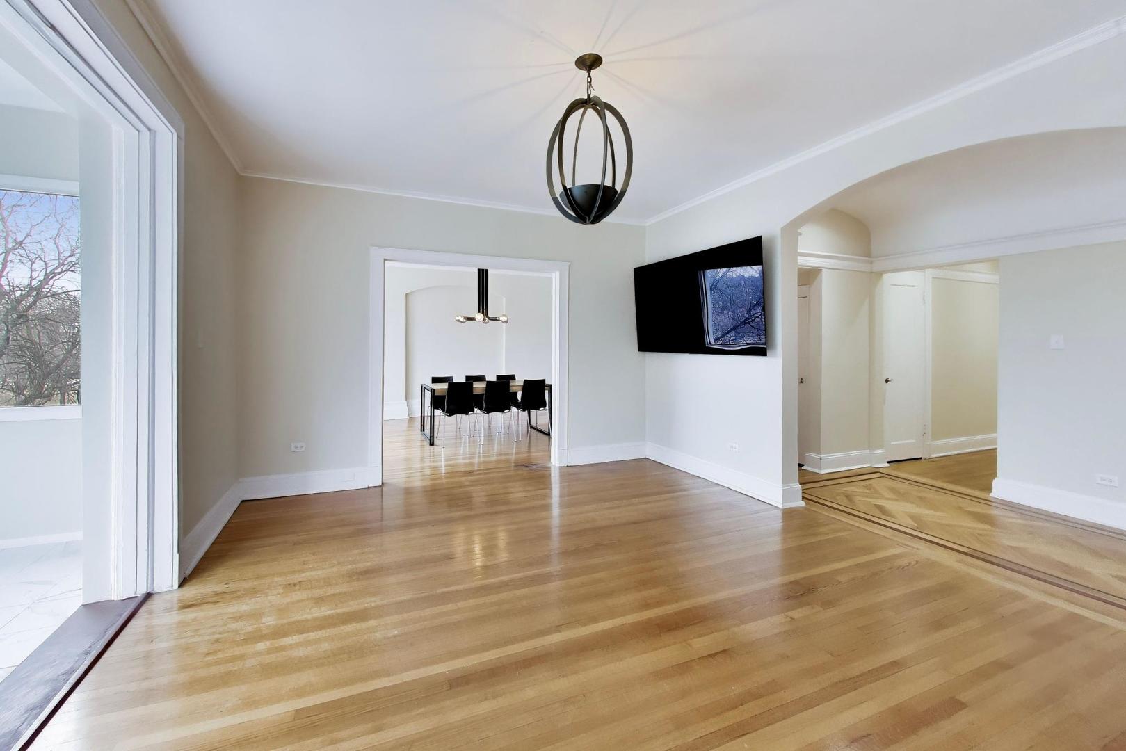 825 E Drexel Square #2, Chicago, IL 60615