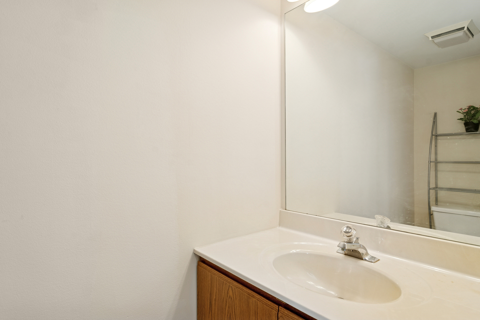 988 Ridgefield Lane, Wheeling, IL 60090