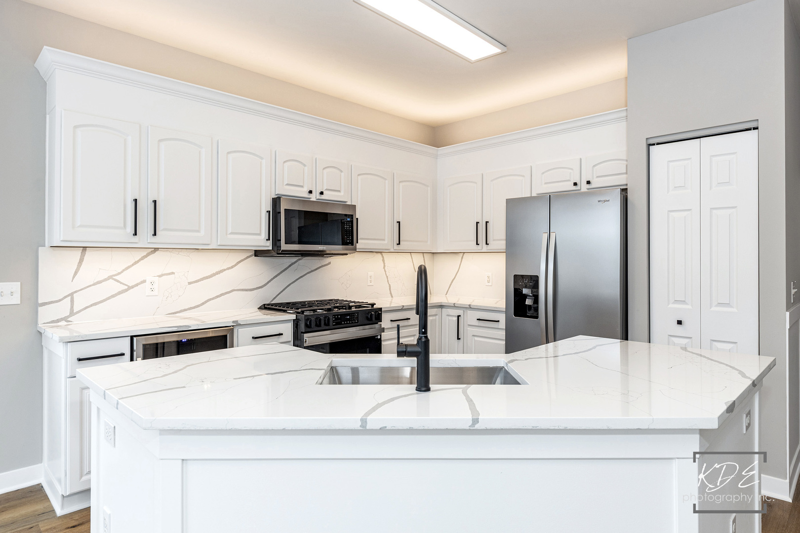 733 S Mecosta Lane, Romeoville, IL 60446