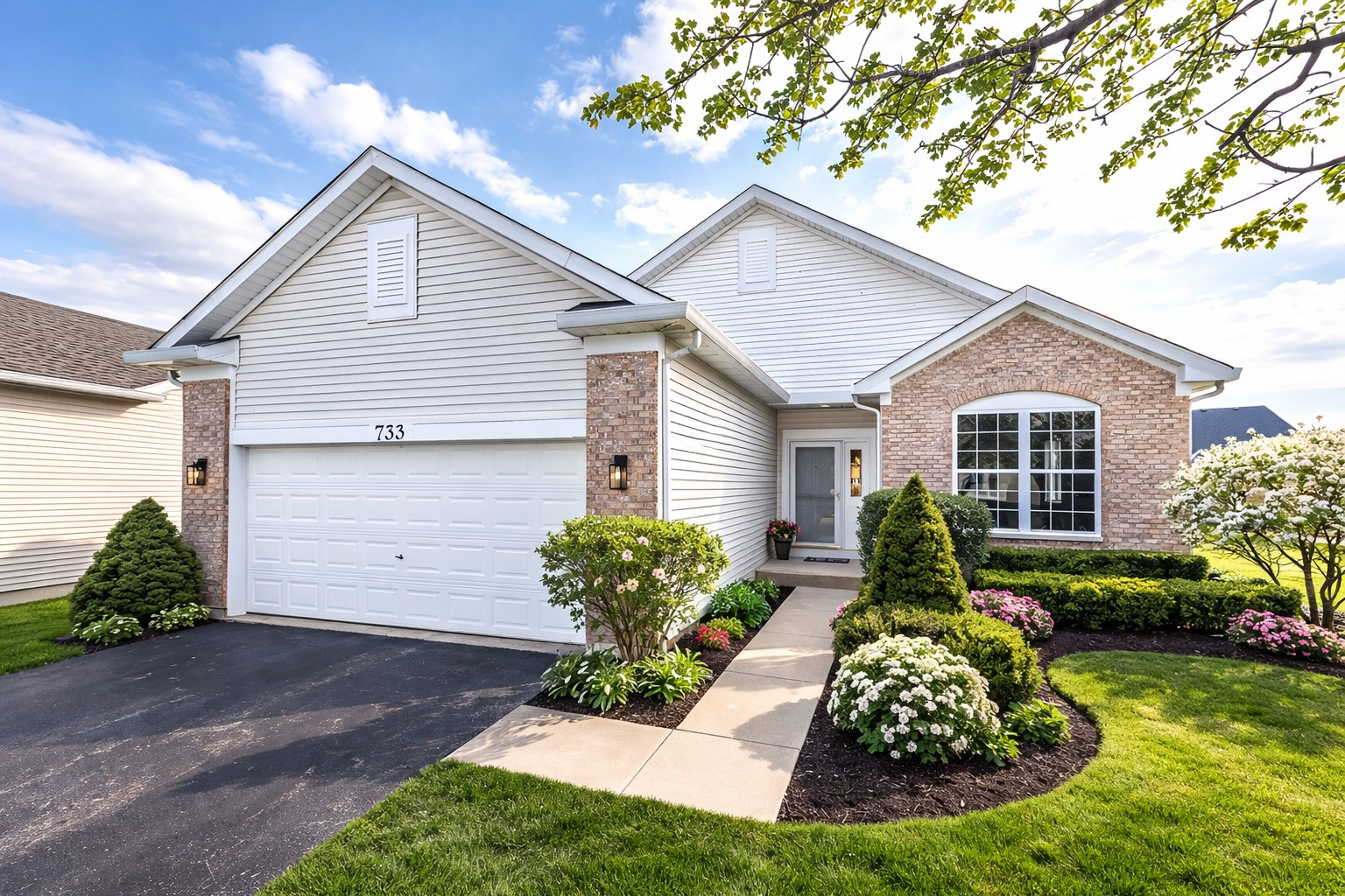 733 S Mecosta Lane, Romeoville, IL 60446