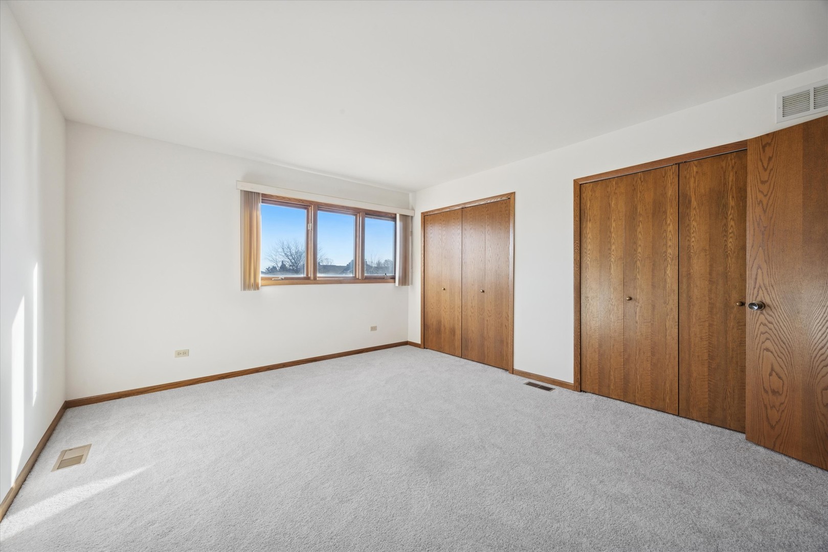 18230 Tennessee Lane #220, Orland Park, IL 60467