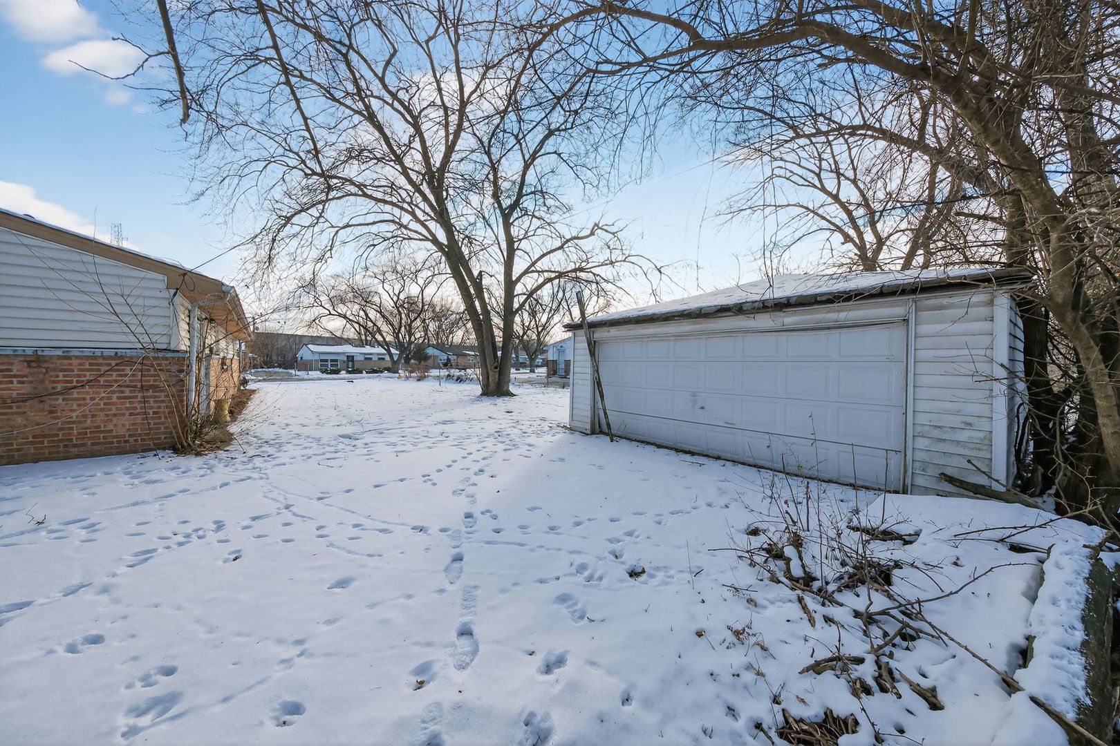 2711 W 165th Street, Markham, IL 60428