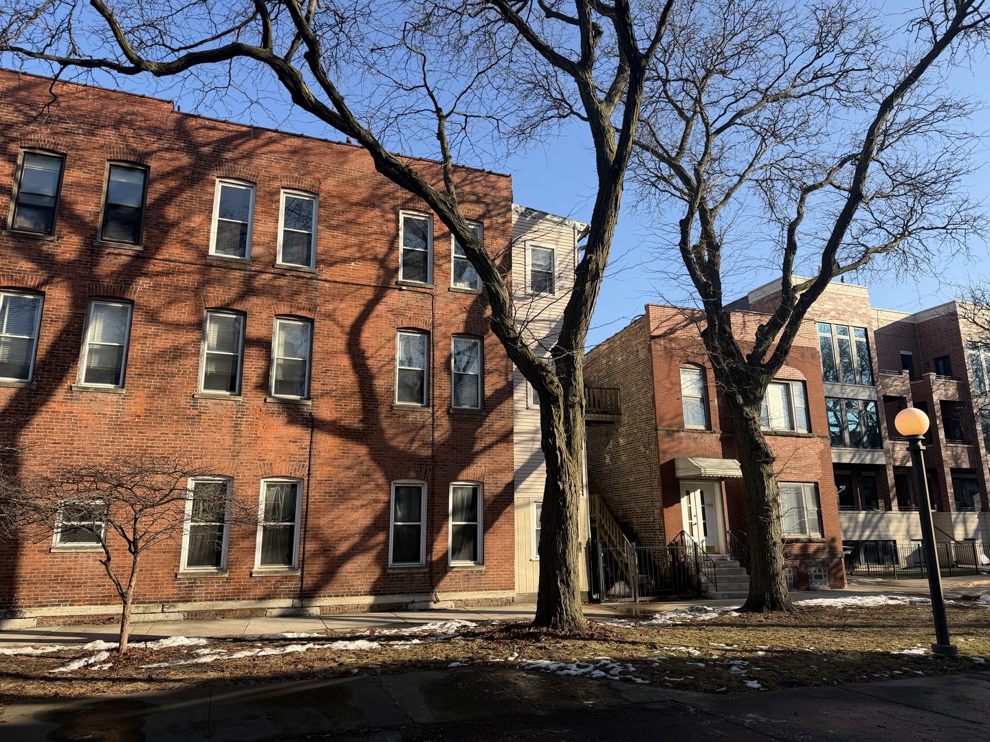 1123 W Vernon Park Place, Chicago, IL 60607