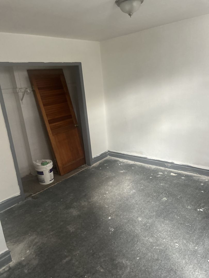 1123 W Vernon Park Place, Chicago, IL 60607