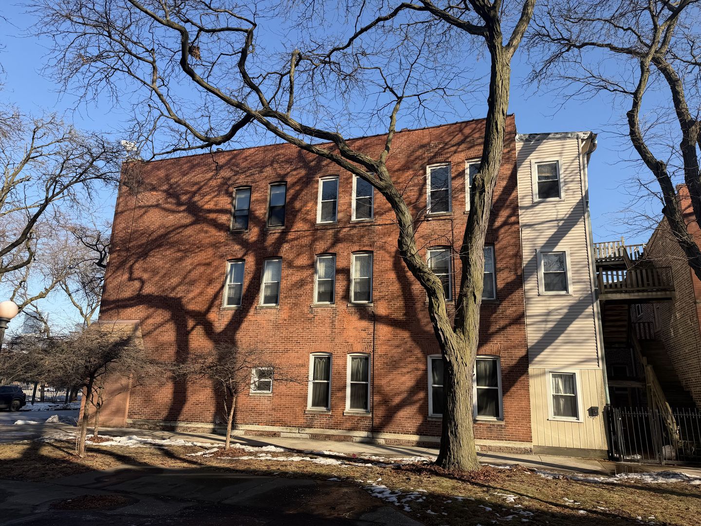 1123 W Vernon Park Place, Chicago, IL 60607