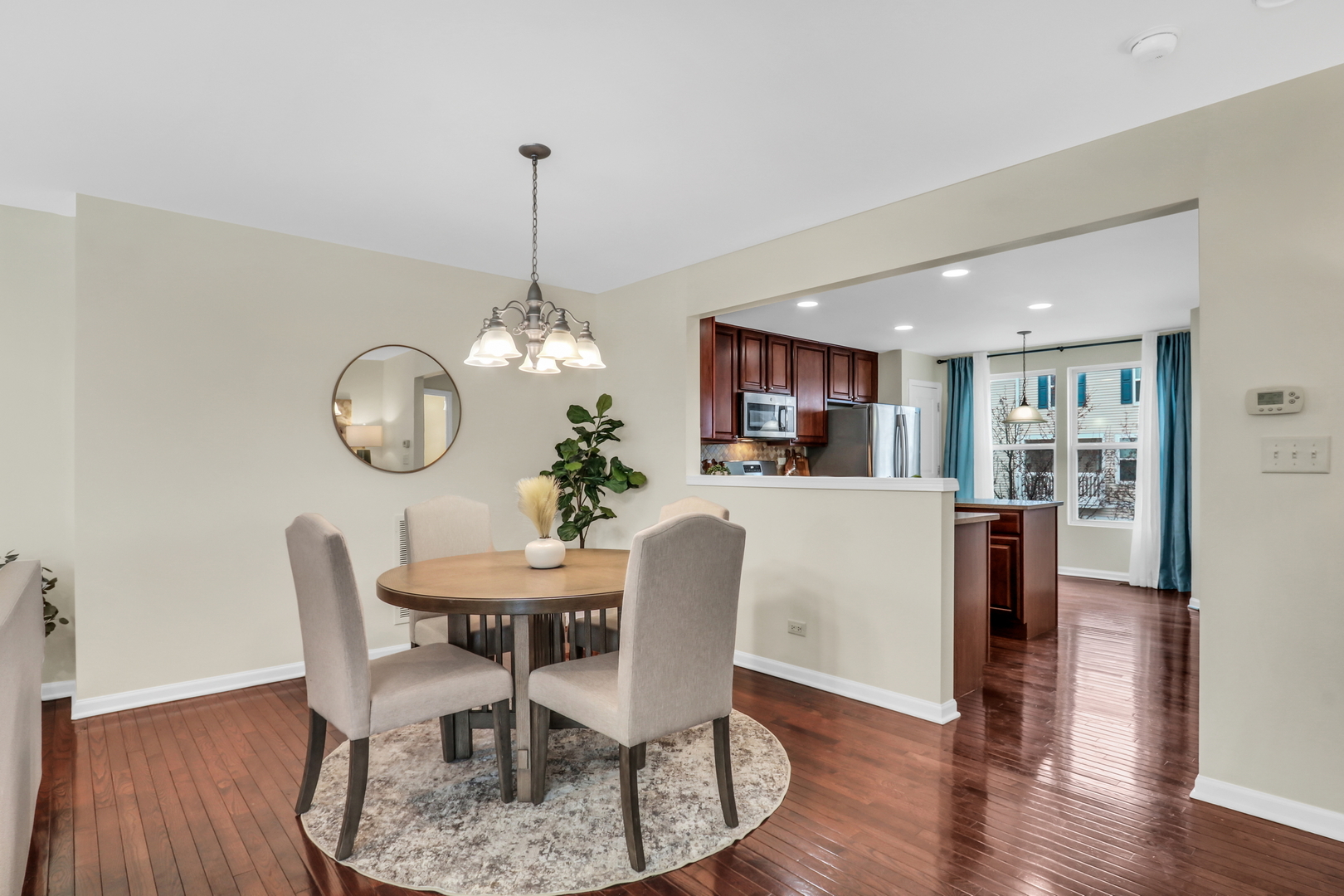 3210 Neubauer Circle, Lindenhurst, IL 60046