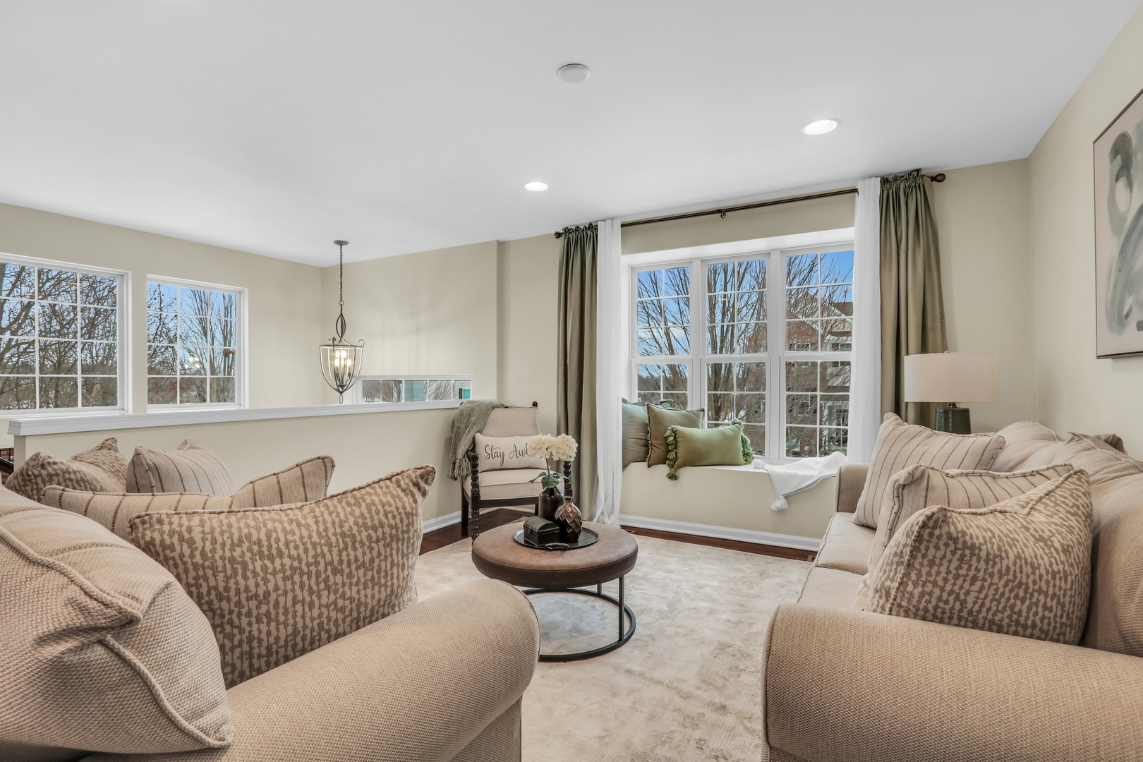 3210 Neubauer Circle, Lindenhurst, IL 60046