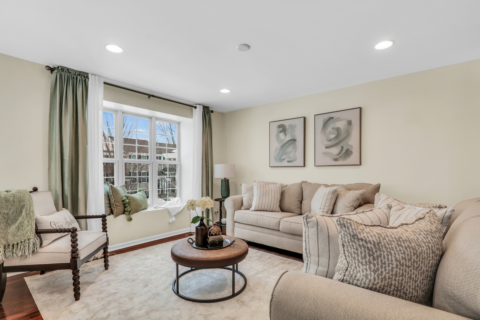 3210 Neubauer Circle, Lindenhurst, IL 60046