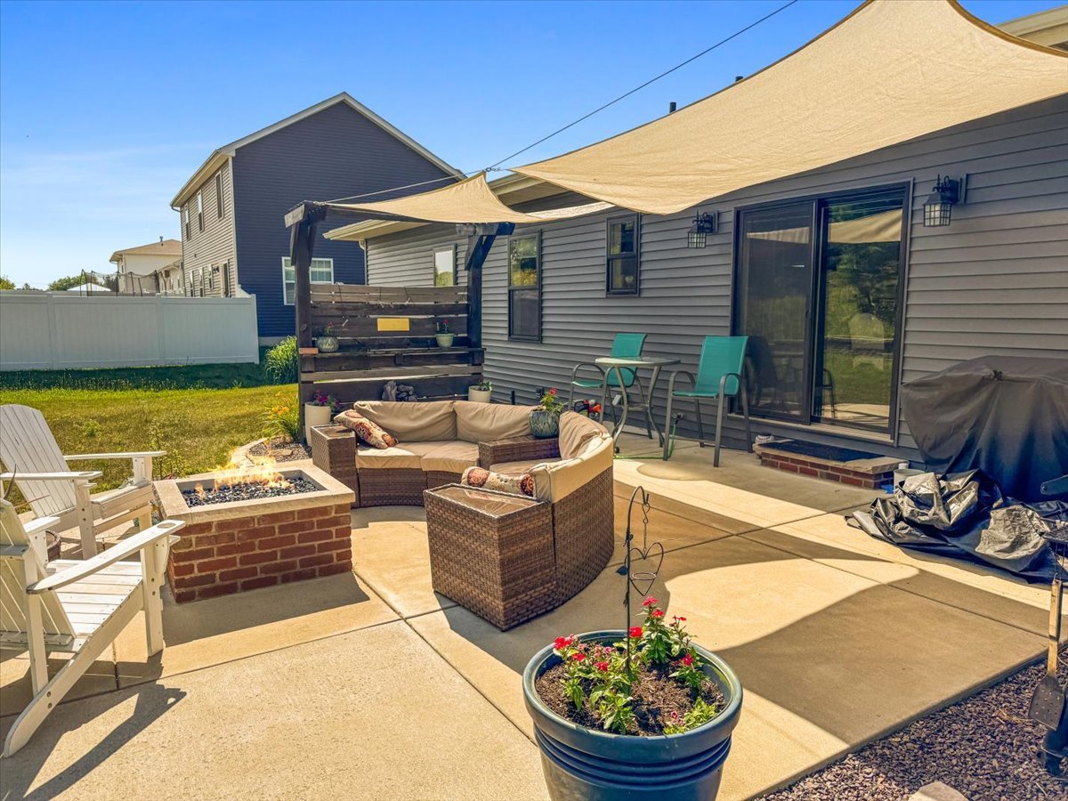 500 Raef Road, Downs, IL 61736