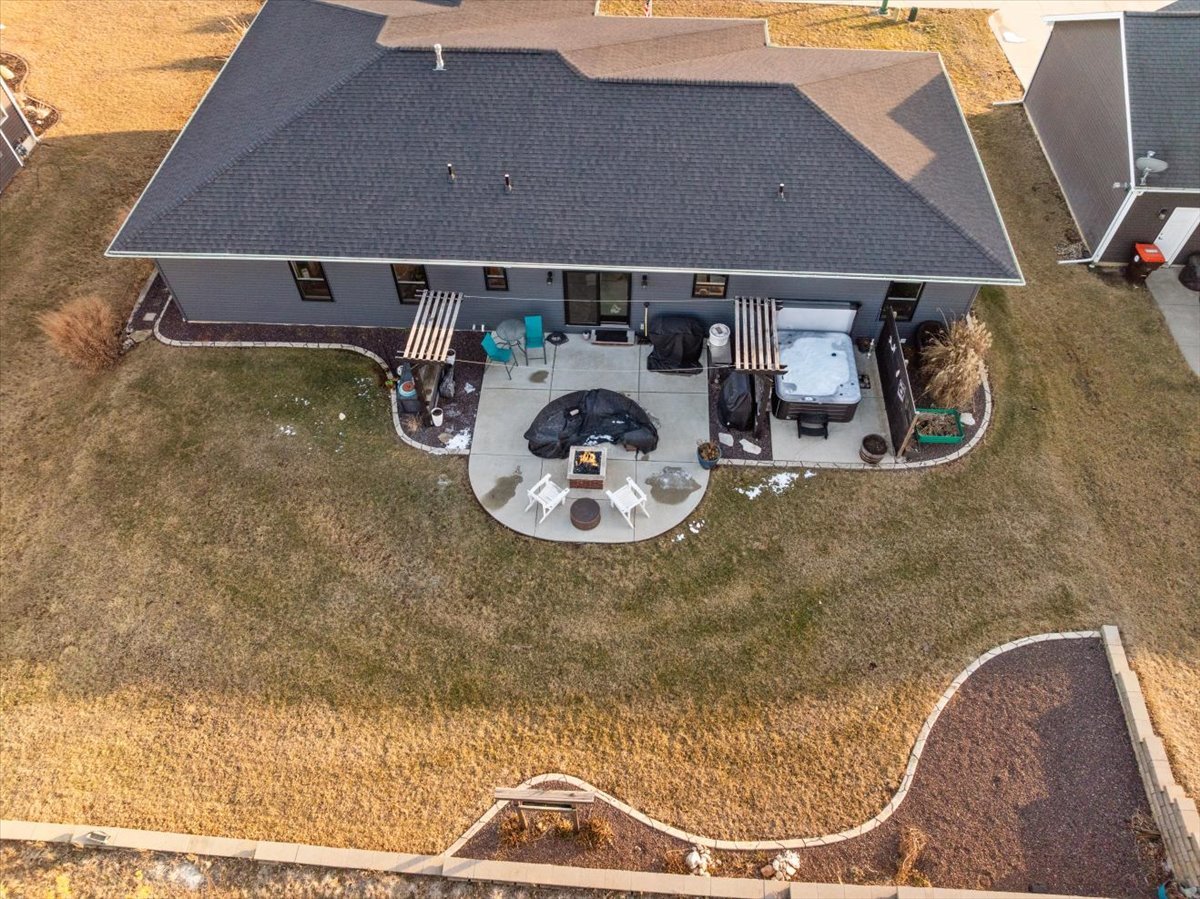 500 Raef Road, Downs, IL 61736