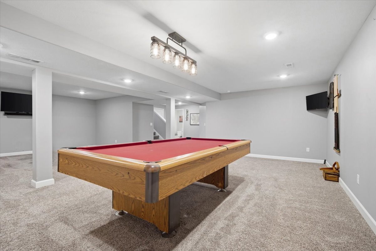 500 Raef Road, Downs, IL 61736