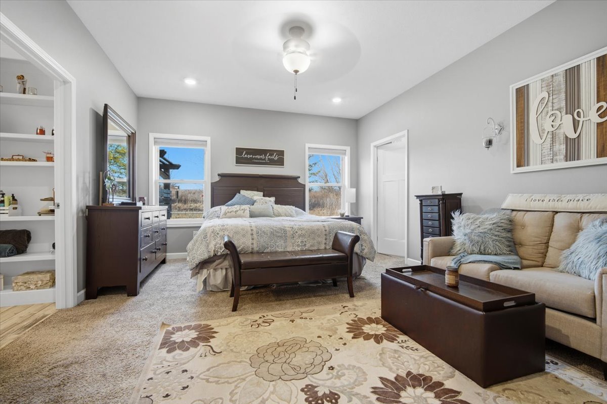 500 Raef Road, Downs, IL 61736