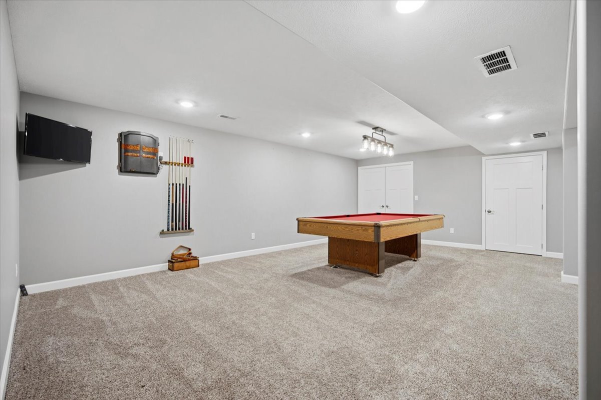 500 Raef Road, Downs, IL 61736