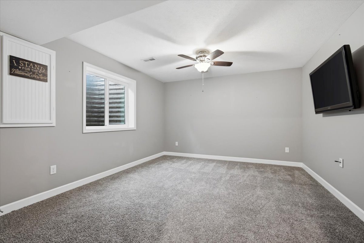 500 Raef Road, Downs, IL 61736