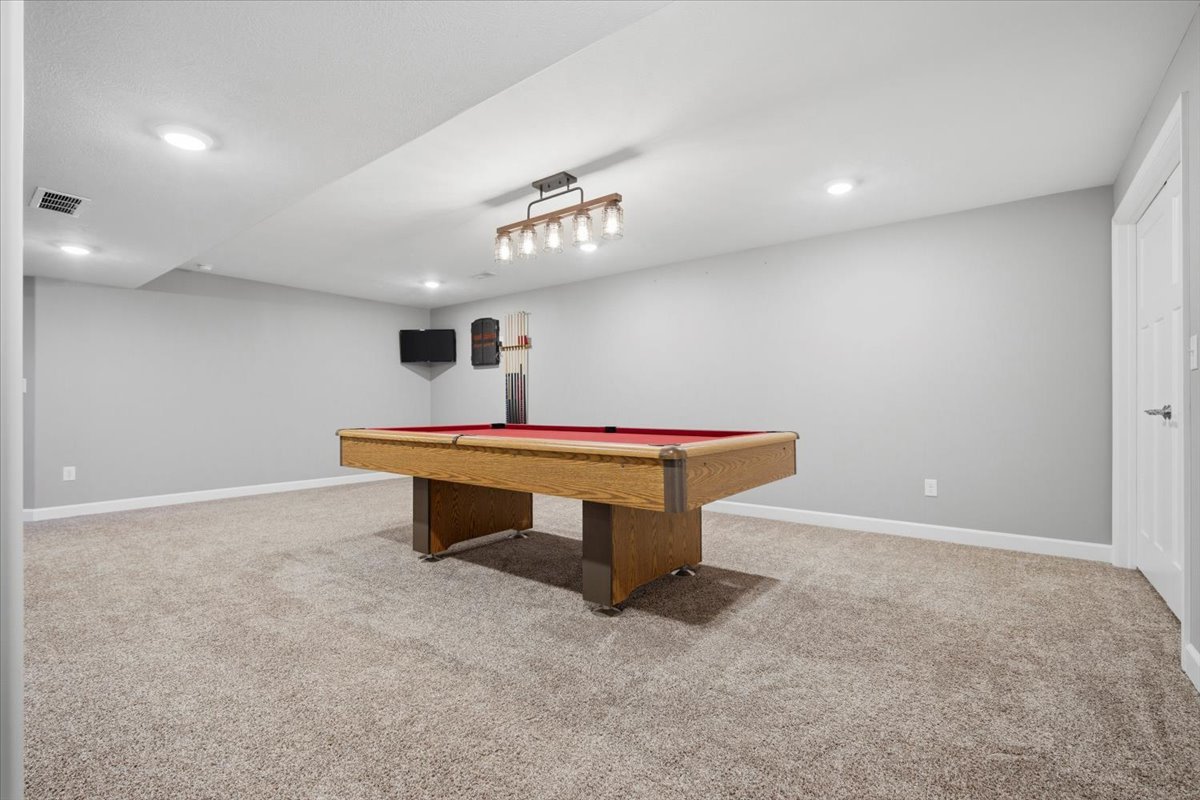 500 Raef Road, Downs, IL 61736