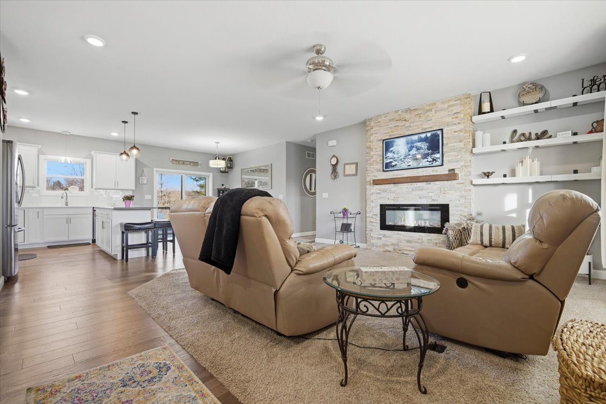 500 Raef Road, Downs, IL 61736