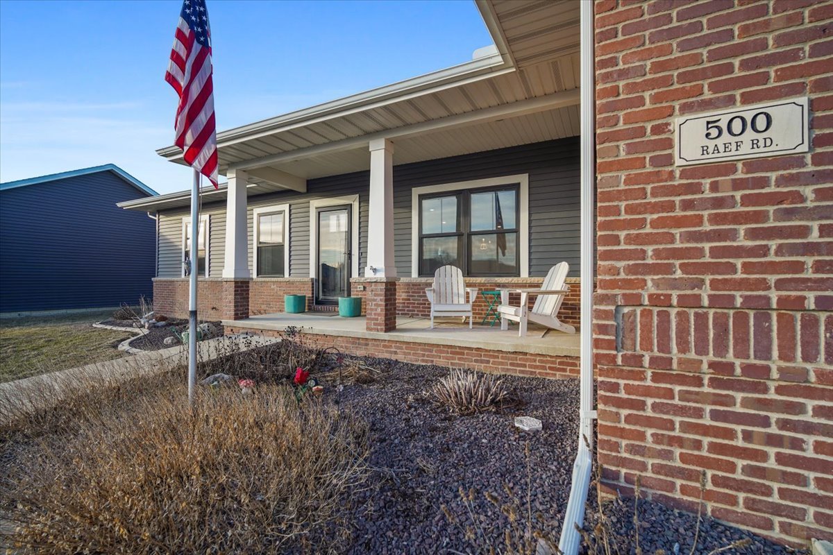 500 Raef Road, Downs, IL 61736