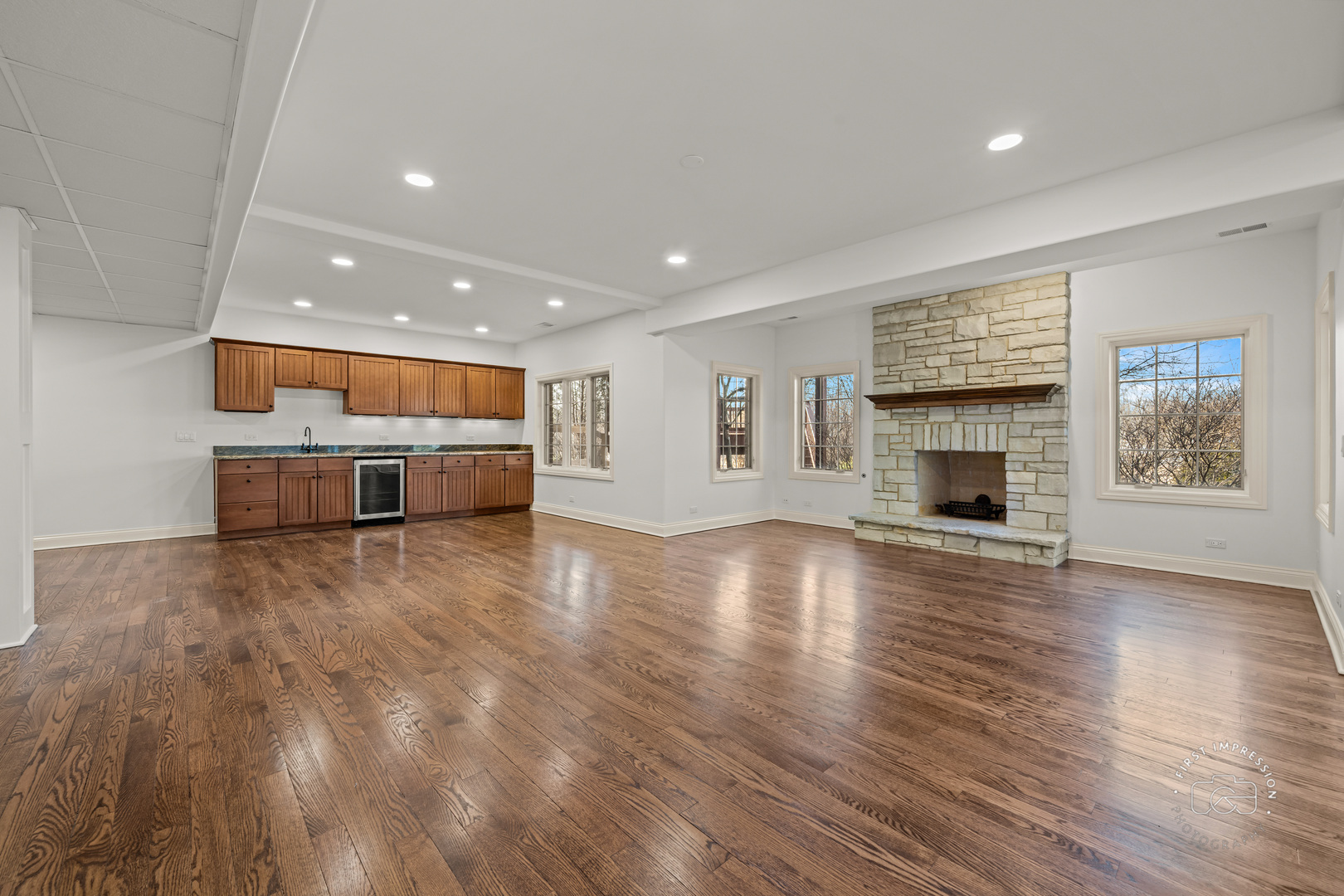 24599 W Indian Trail Road, Barrington, IL 60010