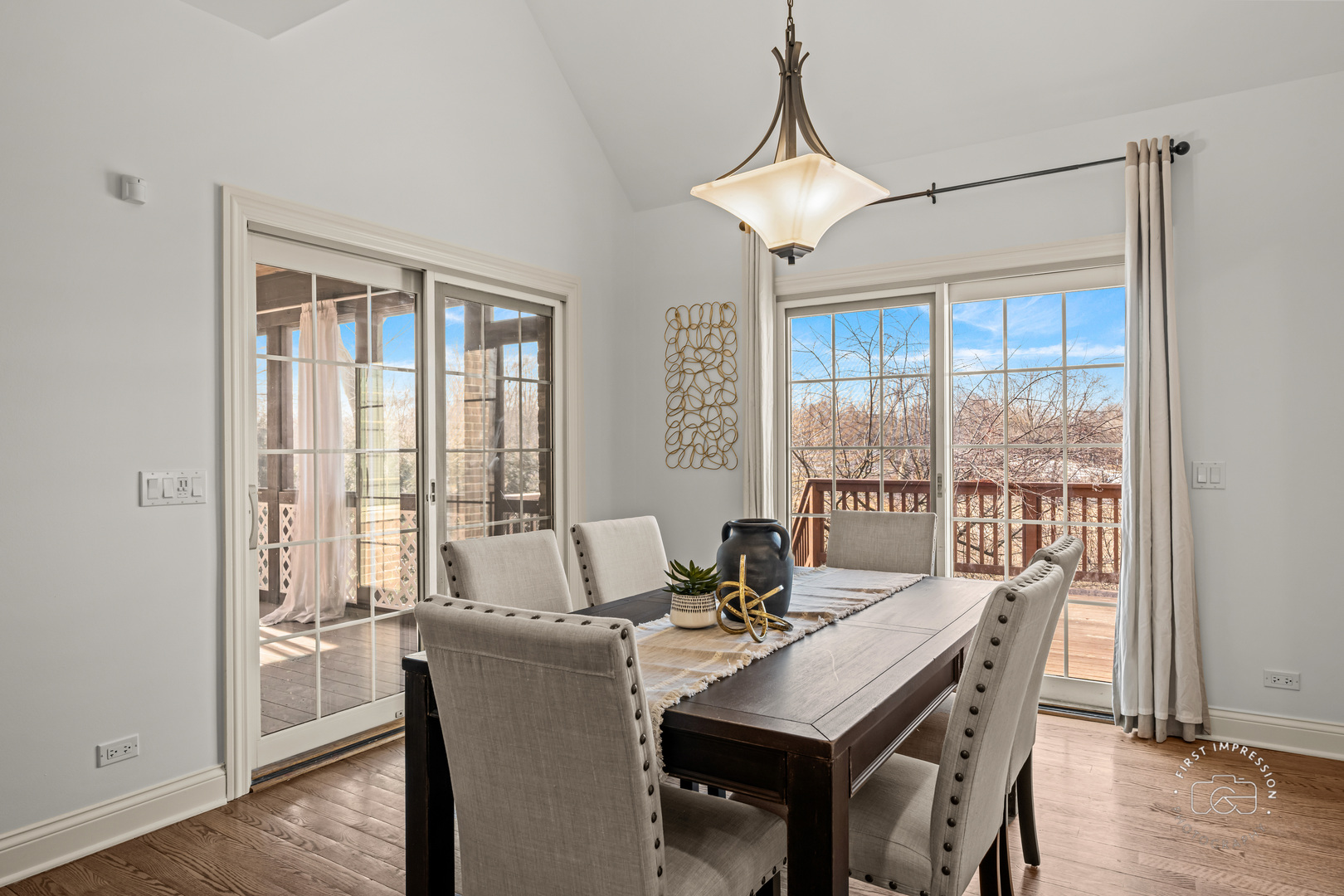 24599 W Indian Trail Road, Barrington, IL 60010