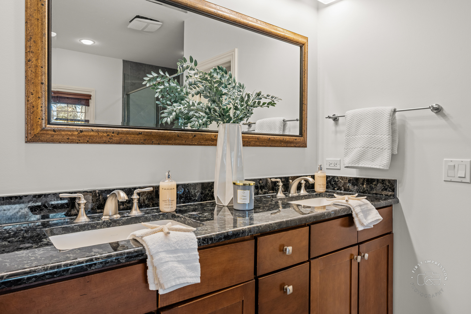 24599 W Indian Trail Road, Barrington, IL 60010