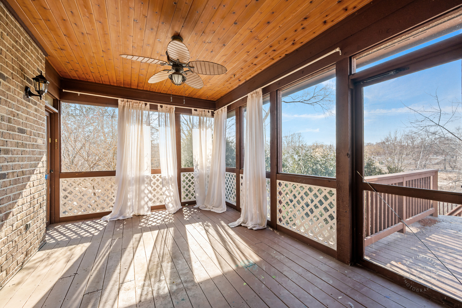 24599 W Indian Trail Road, Barrington, IL 60010