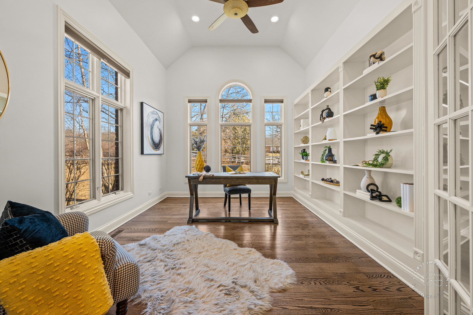 24599 W Indian Trail Road, Barrington, IL 60010