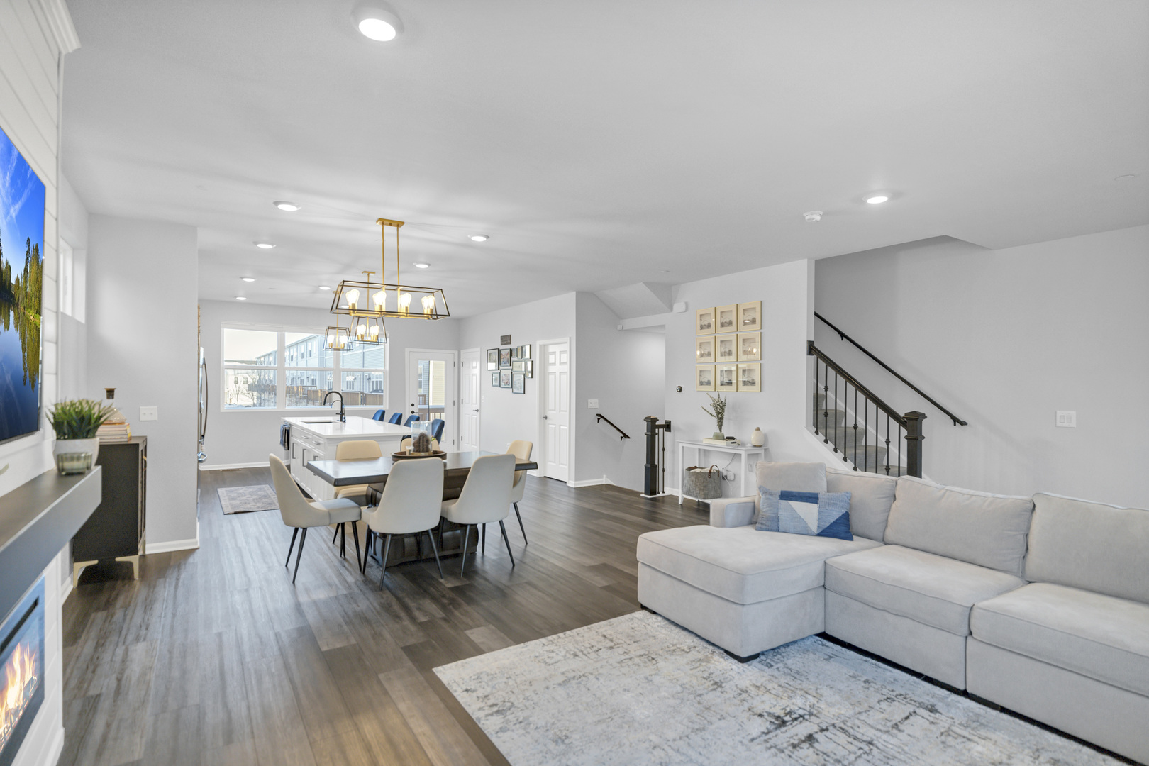 3209 Trillium Circle, Rolling Meadows, IL 60008