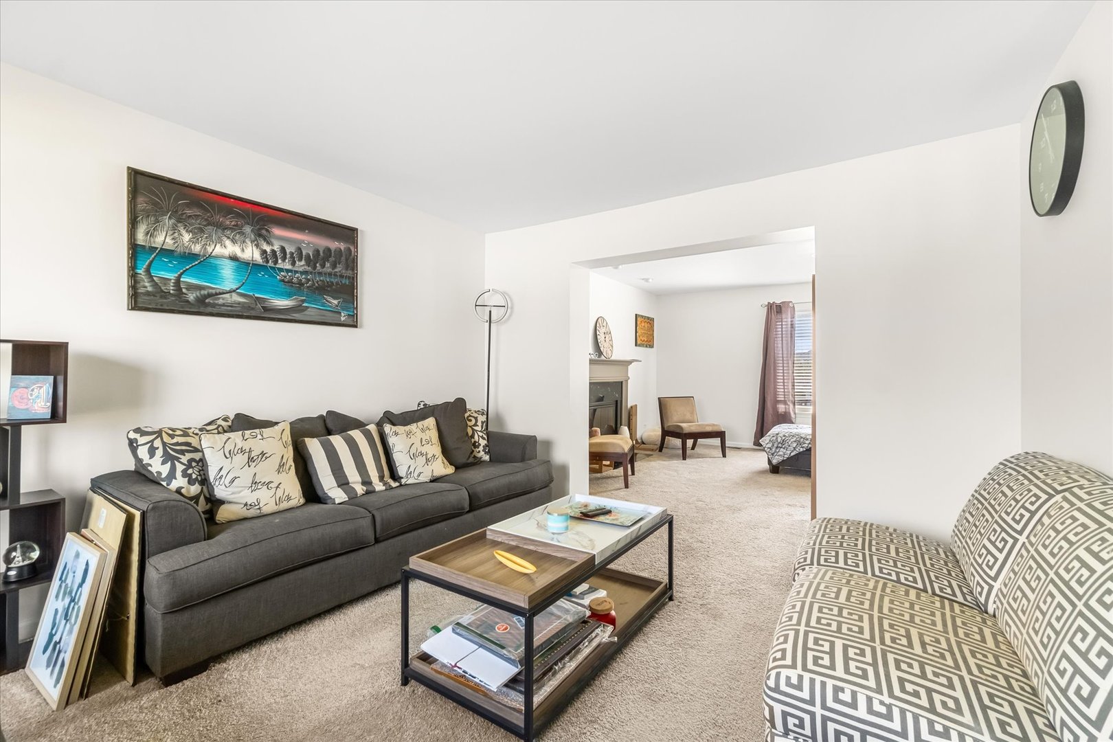 427 Essex Court, Sugar Grove, IL 60554