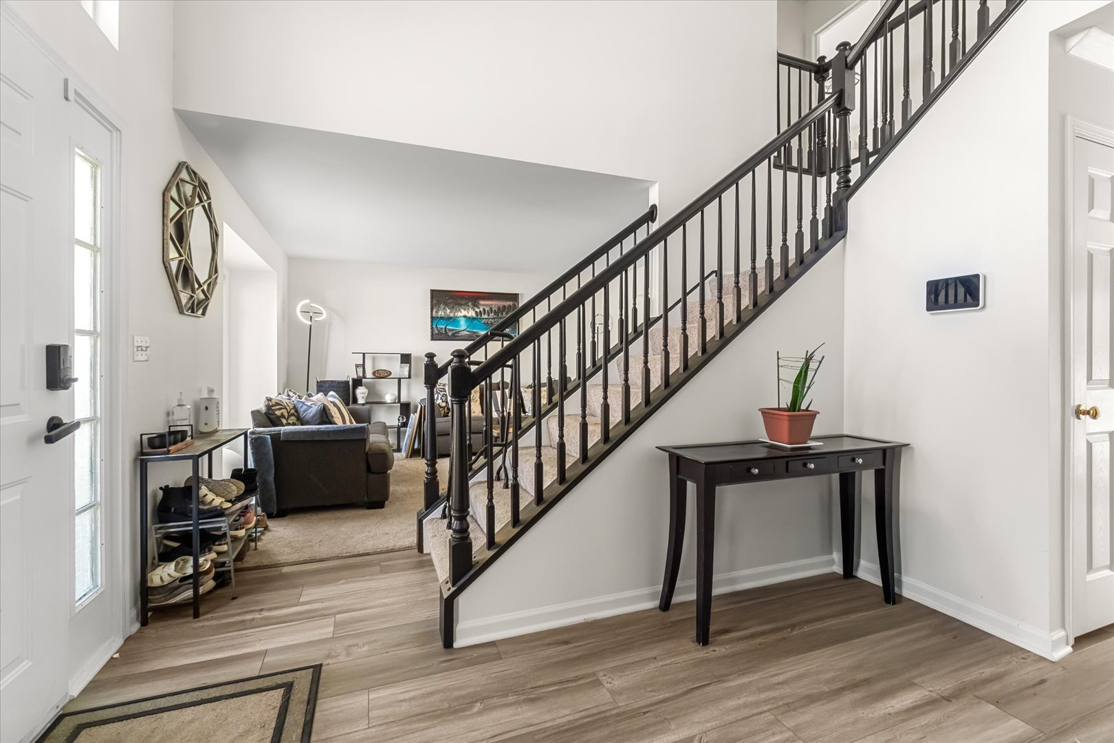 427 Essex Court, Sugar Grove, IL 60554