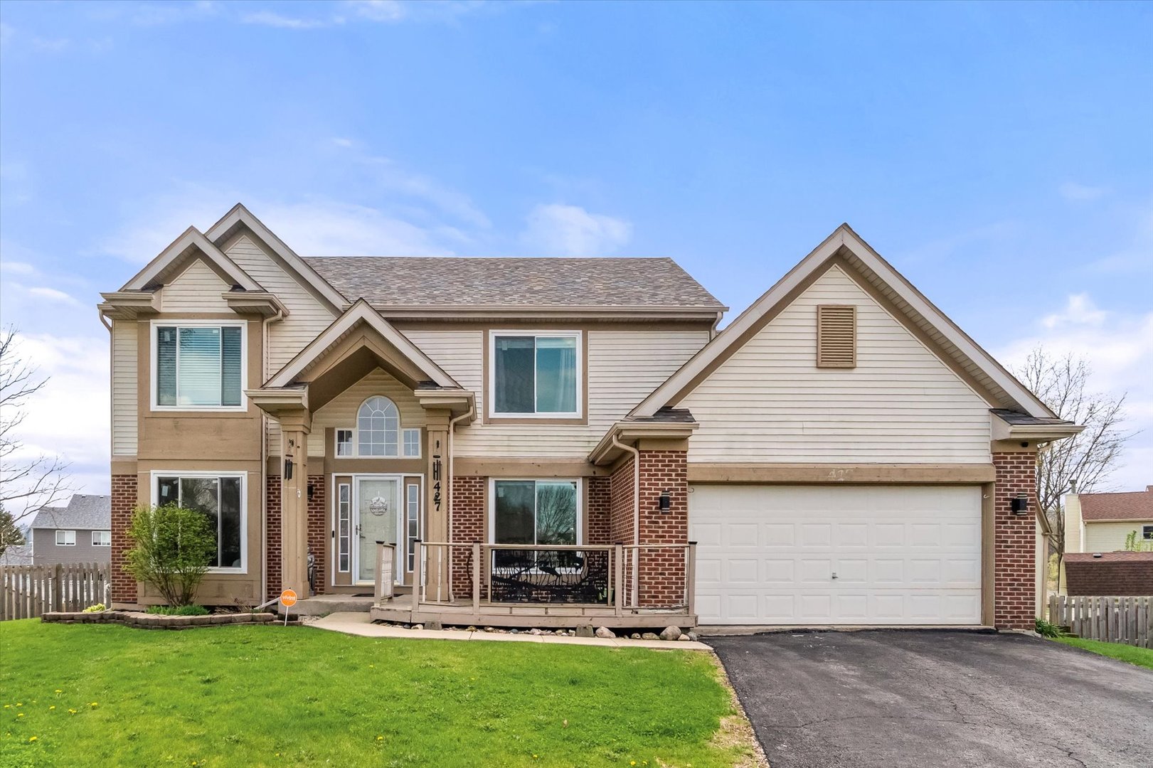 427 Essex Court, Sugar Grove, IL 60554