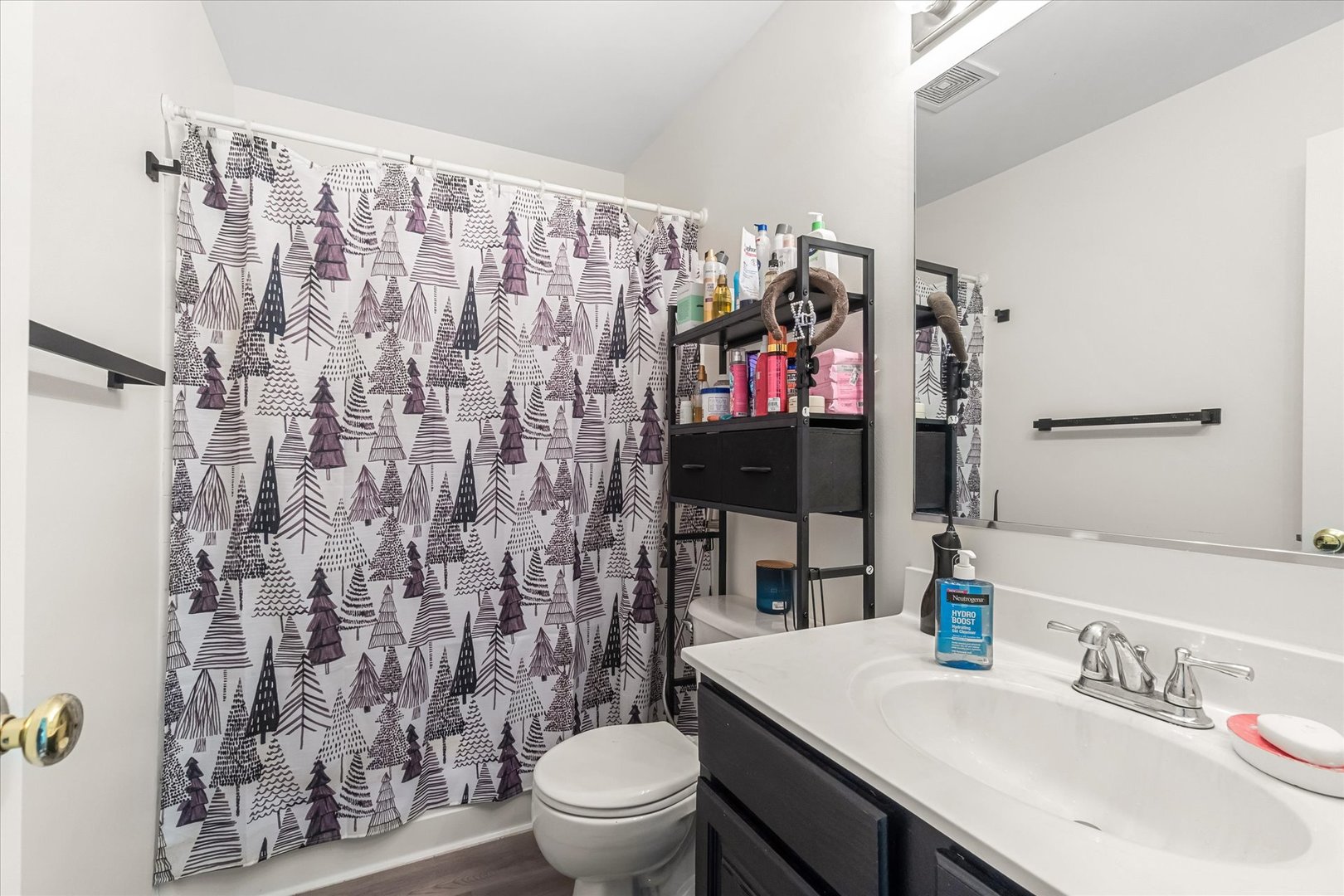 427 Essex Court, Sugar Grove, IL 60554