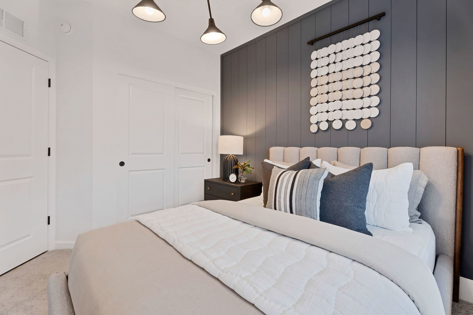 3599 Kennedy Lane #14001, Woodridge, IL 60517