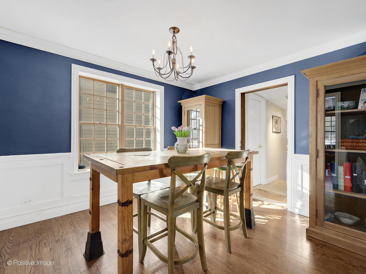 254 Coe Road, Clarendon Hills, IL 60514