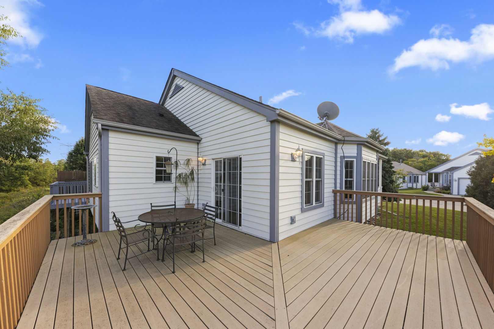 1537 Queen Ann Lane, Gurnee, IL 60031