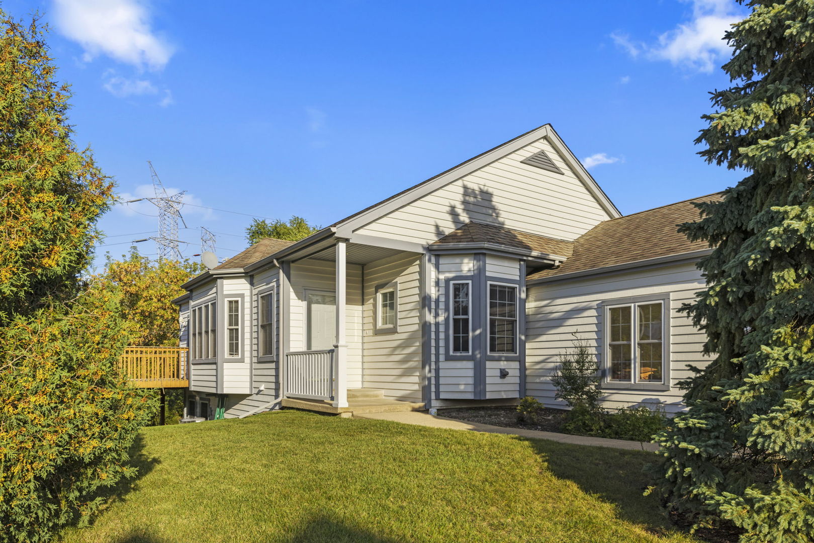 1537 Queen Ann Lane, Gurnee, IL 60031