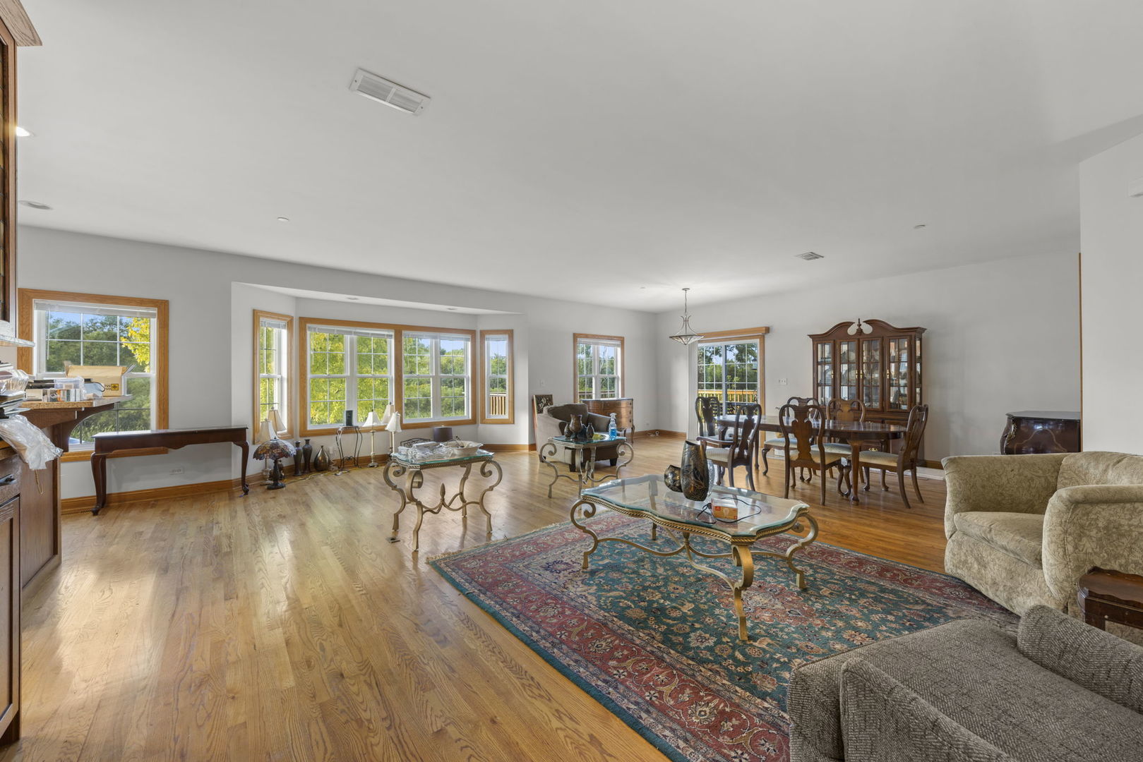 1537 Queen Ann Lane, Gurnee, IL 60031