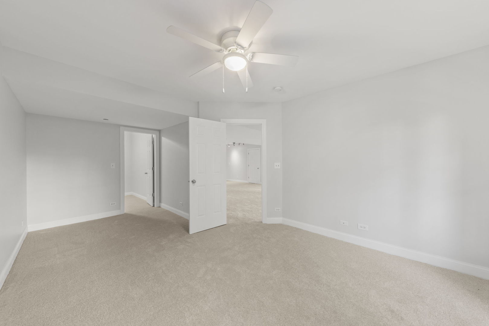 1537 Queen Ann Lane, Gurnee, IL 60031