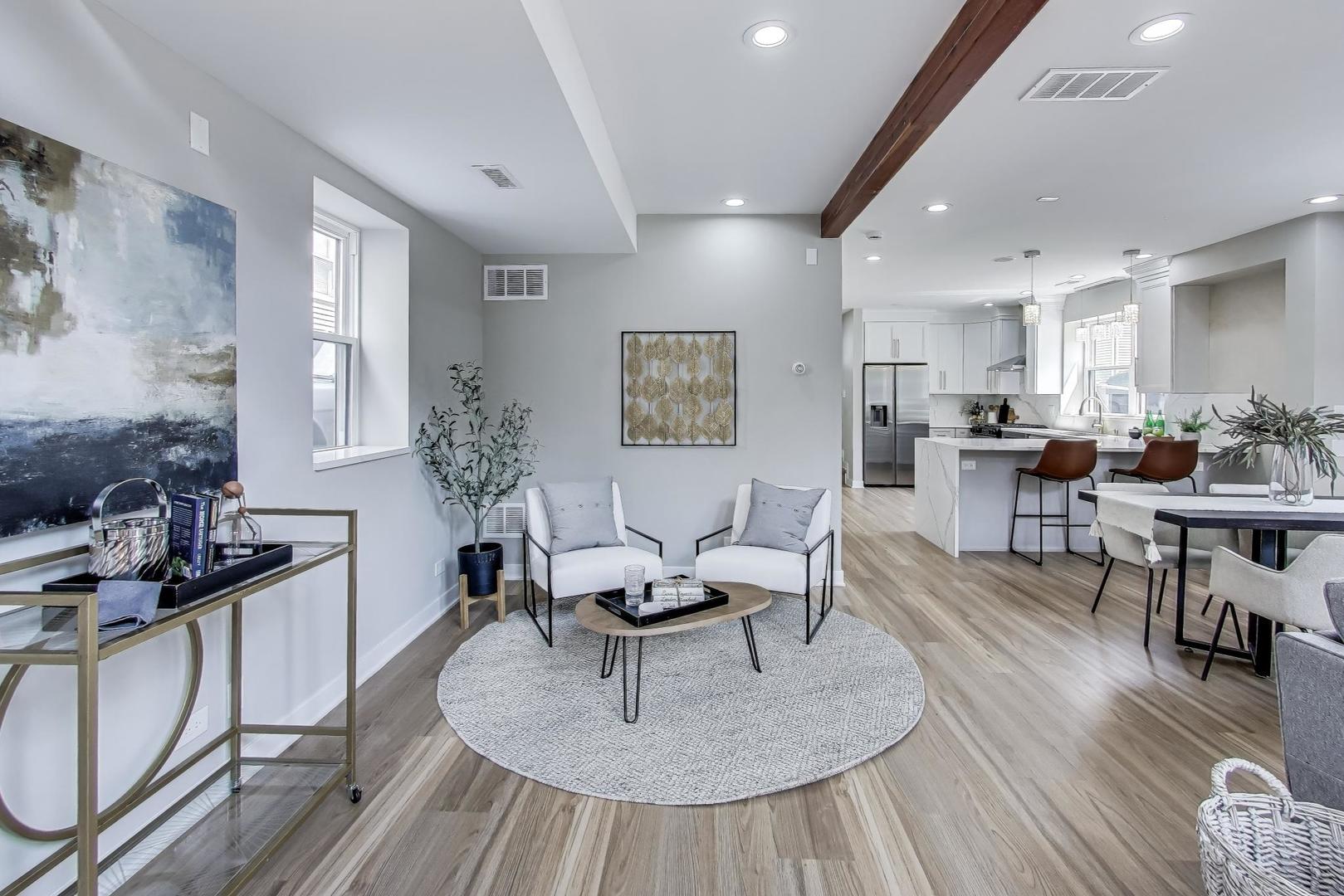 4305 N Mobile Avenue, Chicago, IL 60634