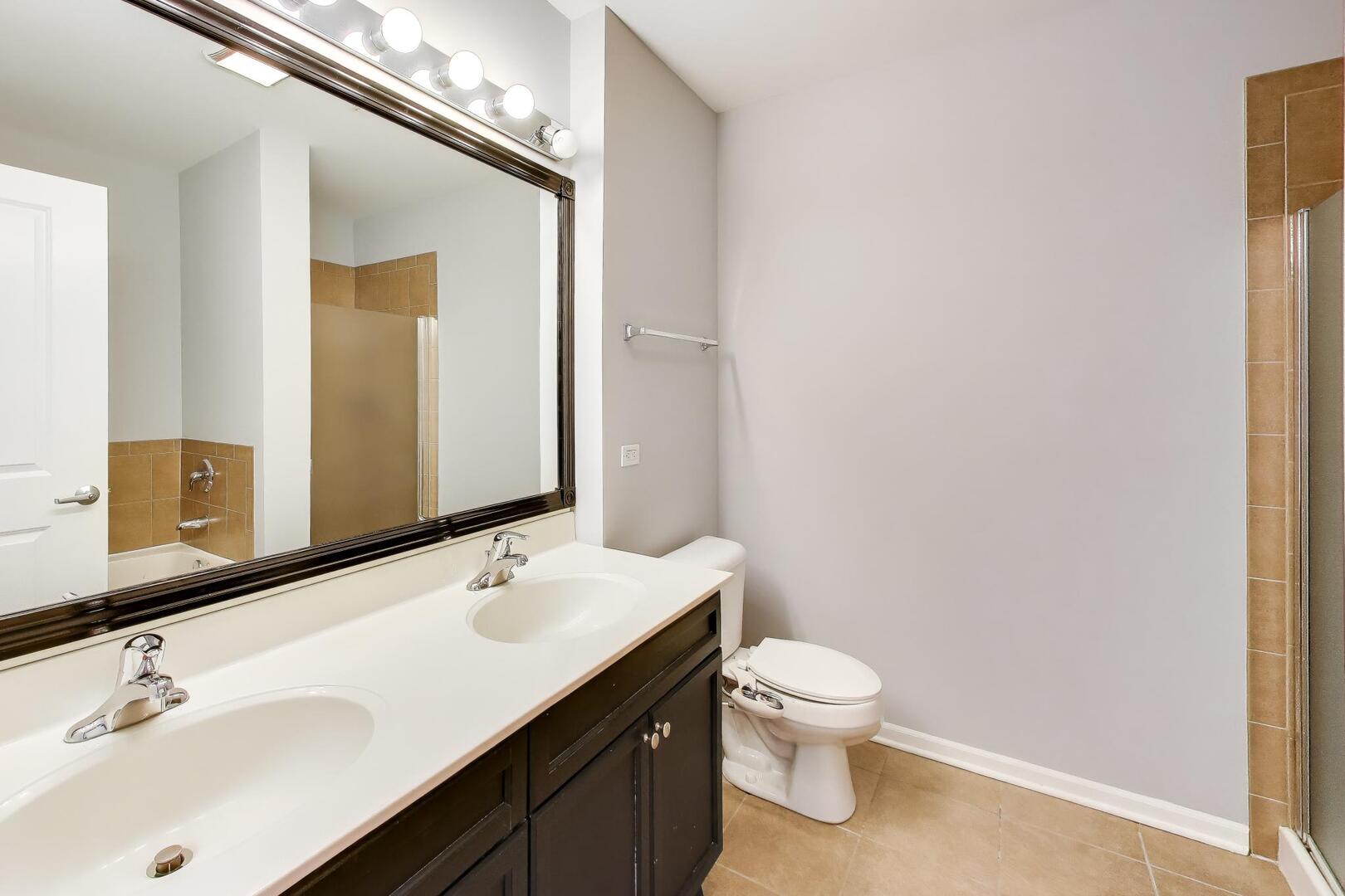 1650 Riverwoods Drive #706, Melrose Park, IL 60160