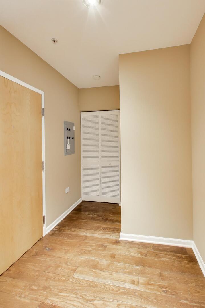 1650 Riverwoods Drive #706, Melrose Park, IL 60160