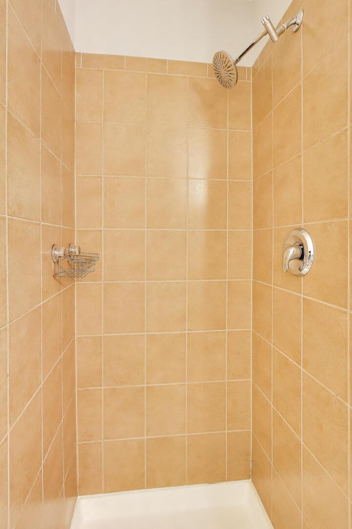 1650 Riverwoods Drive #706, Melrose Park, IL 60160