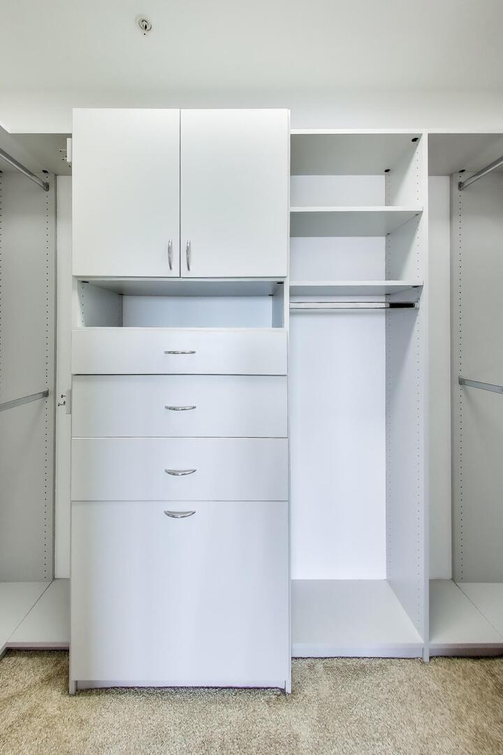 1650 Riverwoods Drive #706, Melrose Park, IL 60160