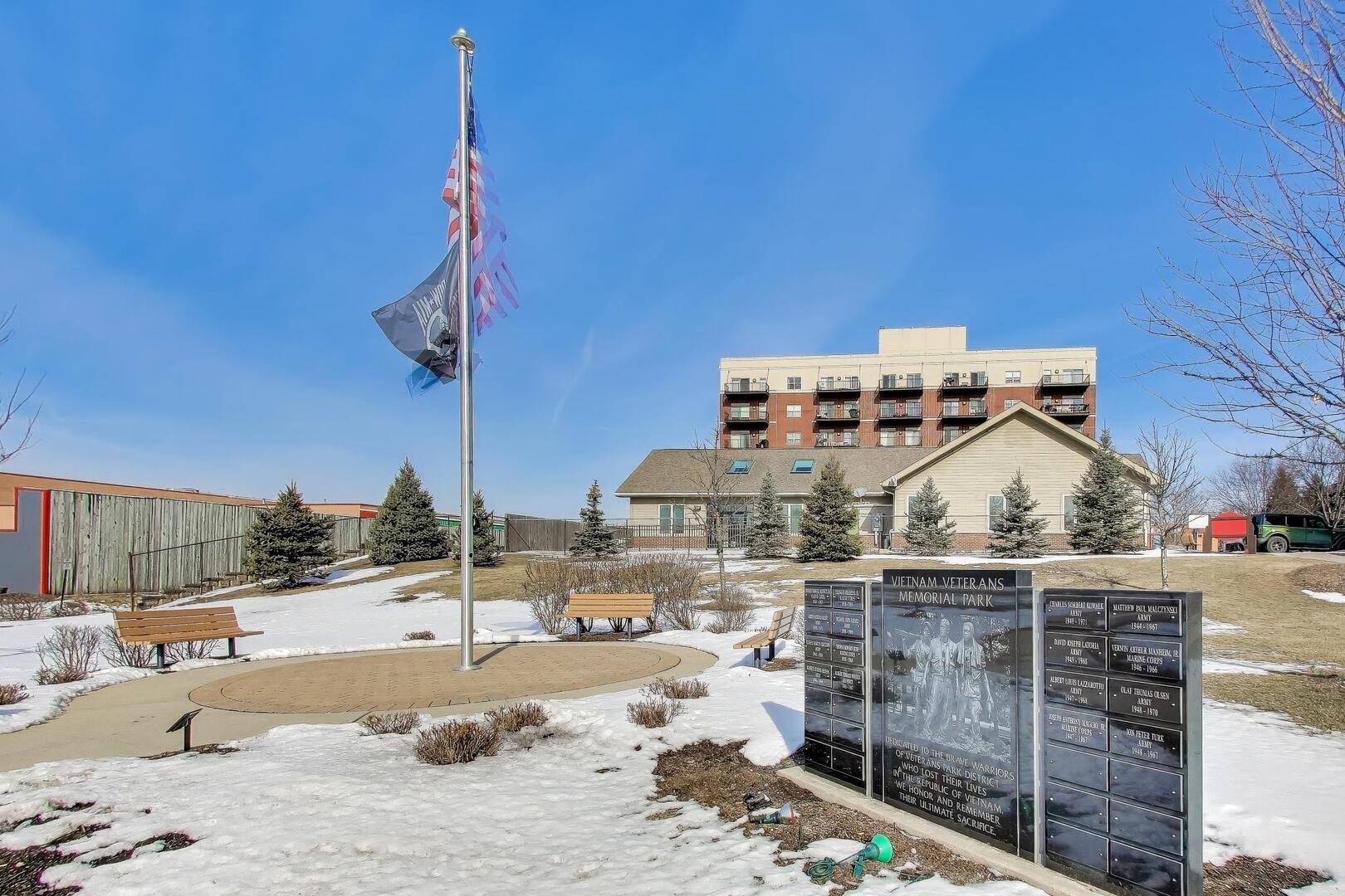 1650 Riverwoods Drive #706, Melrose Park, IL 60160