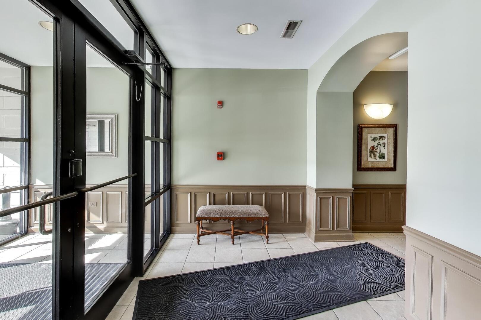 1650 Riverwoods Drive #706, Melrose Park, IL 60160