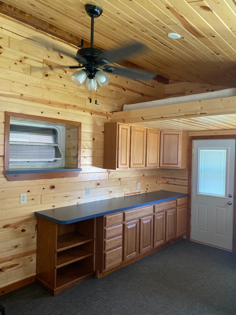 13-100 Woodhaven lakes, Sublette, IL 61367