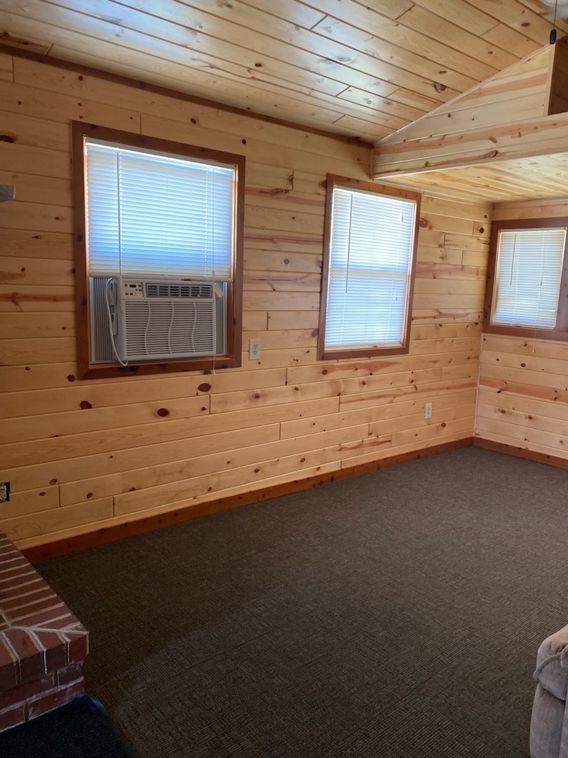 13-100 Woodhaven lakes, Sublette, IL 61367