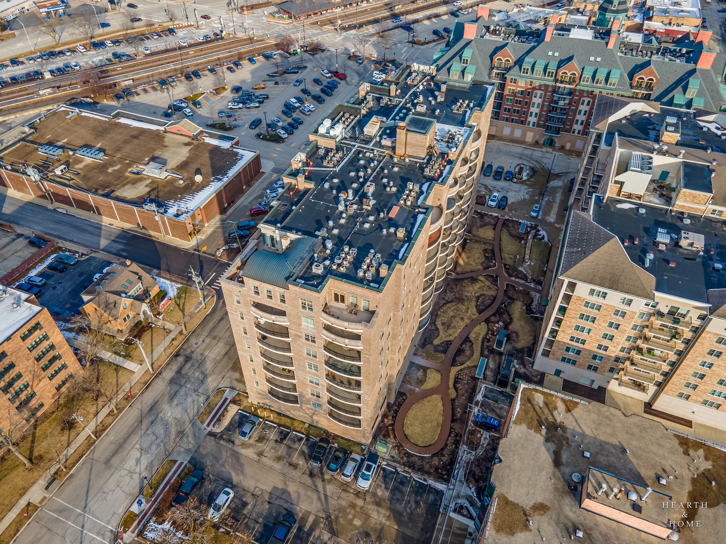 151 W Wing Street #601, Arlington Heights, IL 60005